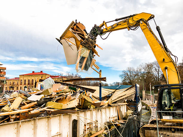 Best Full-Service Junk Removal  in Estherville, IA